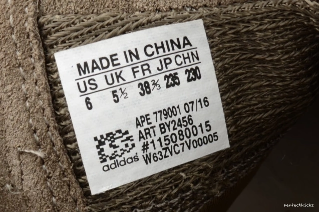750 Yeezy adidas Brown BY2456 Boost Light 0722
